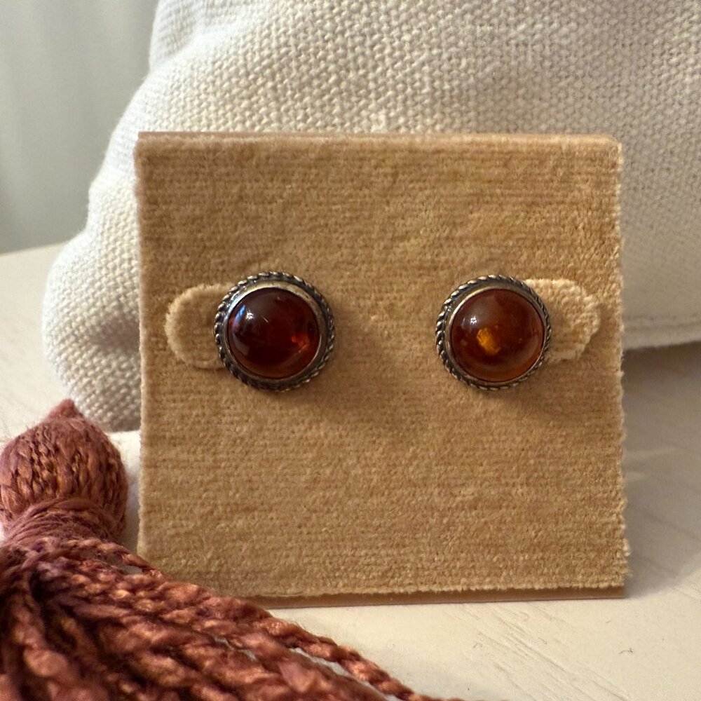 Vintage Amber Stud Earrings | Sterling Silver Look | Warm Honey Brown Gemstone
